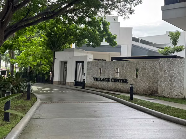 ALQUILADO                      P.H. VILLAGE CENTER AT SANTA MARIA