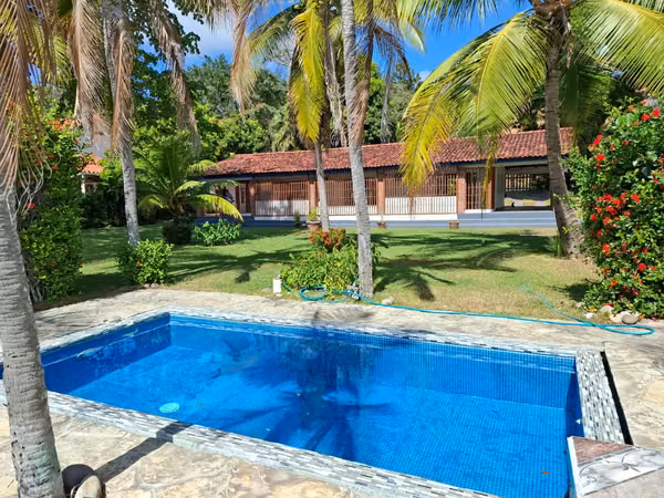 Beachfront house in Playa El Palmar, San Carlos