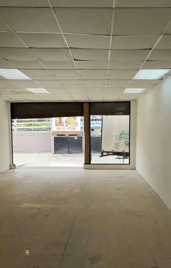 SE ALQUILA LOCAL CERCA DE PLAZA EDISON 87 mtrs