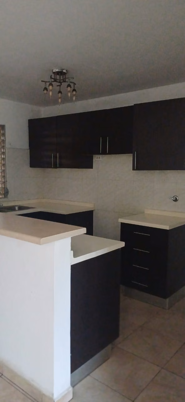 House for Sale in PH Las Praderas, San Antonio