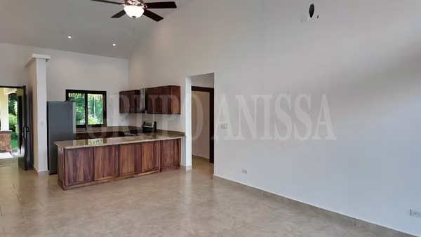 Se Vende Casa con Impresionantes vistas en Altos del Maria