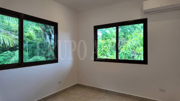 Se Vende Casa con Impresionantes vistas en Altos del Maria