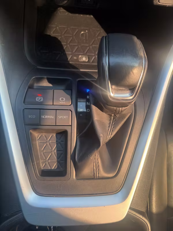 TOYOTA RAV4 2019