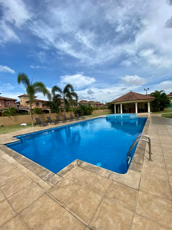 Sale of House in Residencial El Doral - Costa Sur - Close to Colegio Panama