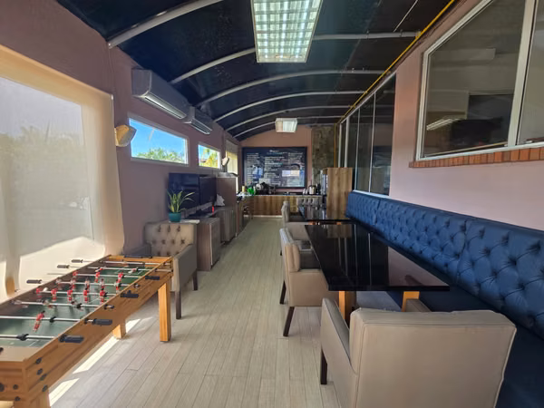 Venta de casa comercial | INVERSION  | Hato Pintado |  D.D
