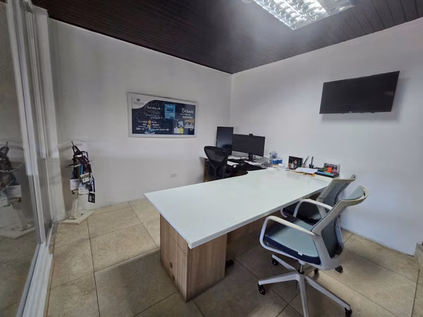 Venta de casa comercial | INVERSION  | Hato Pintado |  D.D