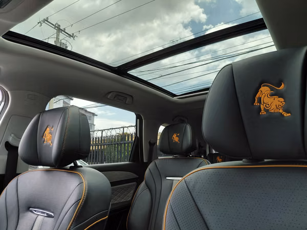 2025 Forthing Yacht U- Tour - perfectas condiciones - garantía hasta 2030