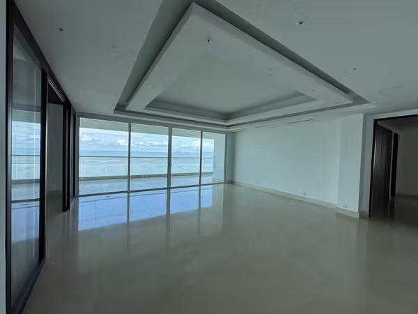 Sell Apartment in front of the Sea in East Coast