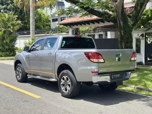 MAZDA BT50 4X4 AUTOMATICO 2020