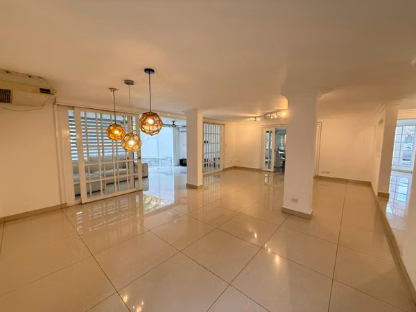 Sale of House in Altos del Golf - Private Complex - 4 Recamares - 7 Autos