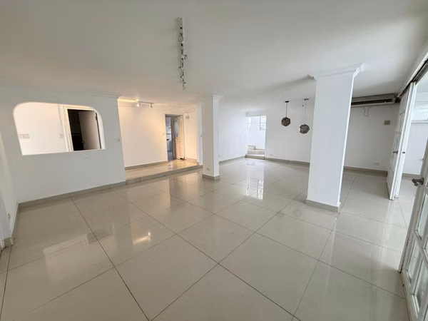 Sale of House in Altos del Golf - Private Complex - 4 Recamares - 7 Autos