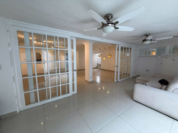 Sale of House in Altos del Golf - Private Complex - 4 Recamares - 7 Autos