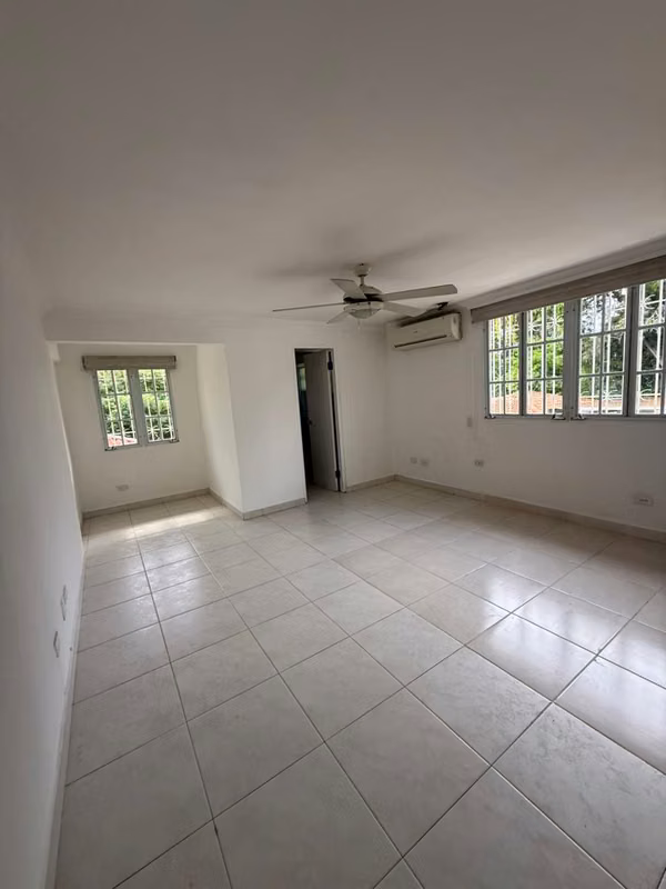 Sale of House in Altos del Golf - Private Complex - 4 Recamares - 7 Autos