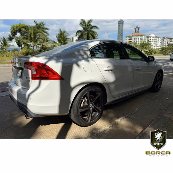 Volvo S60 R-Design 2014 Full Equipado