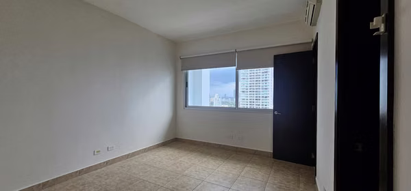 APT AAA 3R3.5B2P WITH SEA VIEW IN PH TITANIUM CDE 550000