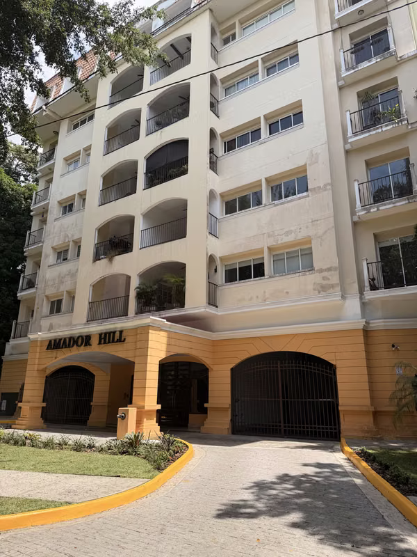ALQUILER EN AMADOR, 3 RECAMARAS, AMPLIA TERRAZA
