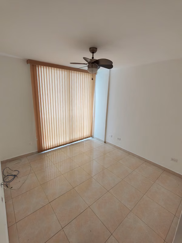 VENDO APARTAMENTO EL MARE 300