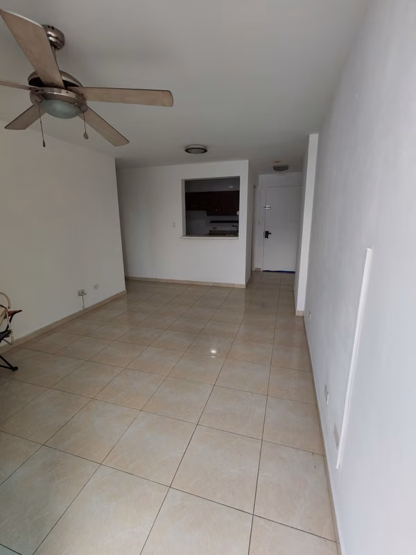 VENDO APARTAMENTO EL MARE 300