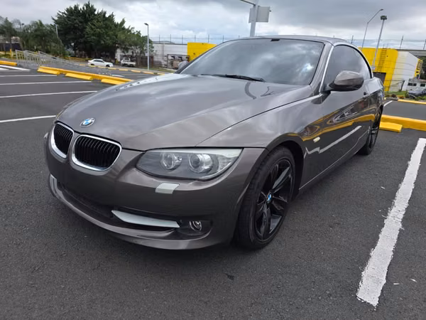 BMW 320i Cabrio 2011 DESCAPOTABLE