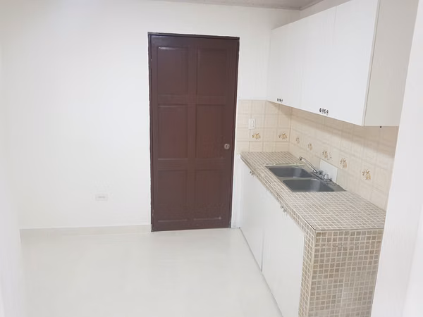 HOUSE FOR SALE - HIGH RESIDENTIAL WITH A CHEERFUL VIEW - ARRAJÁN