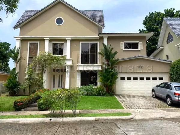 House for Sale in Clayton YM