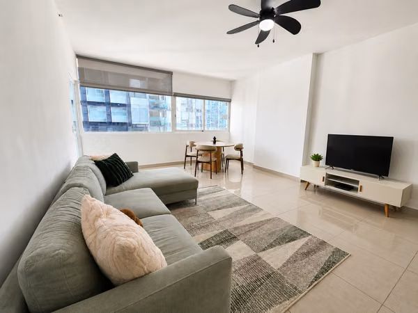 Beautiful view - PH GV43 with terrace + storage /2R / 2B / 2P