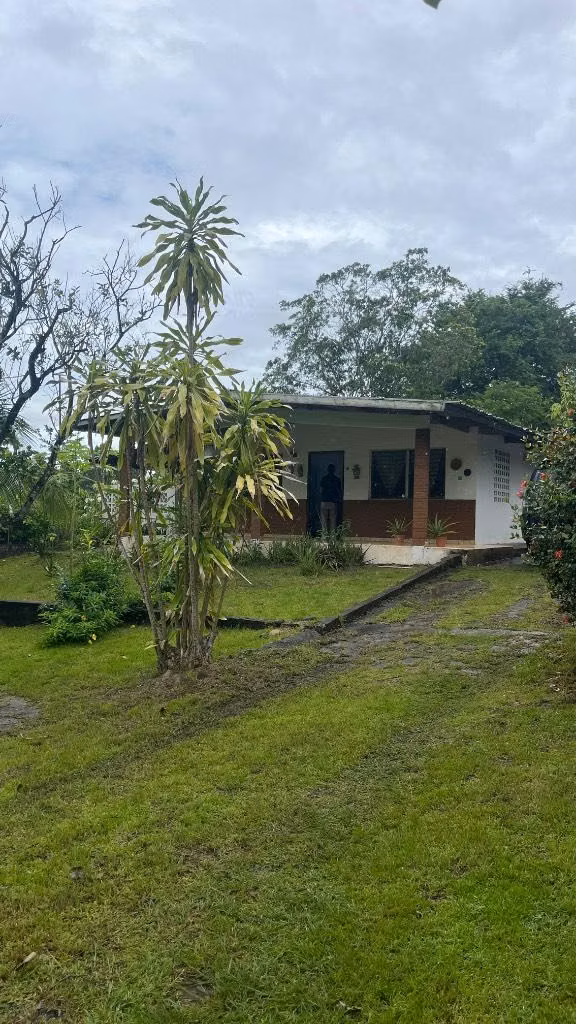 2 HOUSES WITH ITS LAND WITH CRYSTAL WATER WELL SOLD