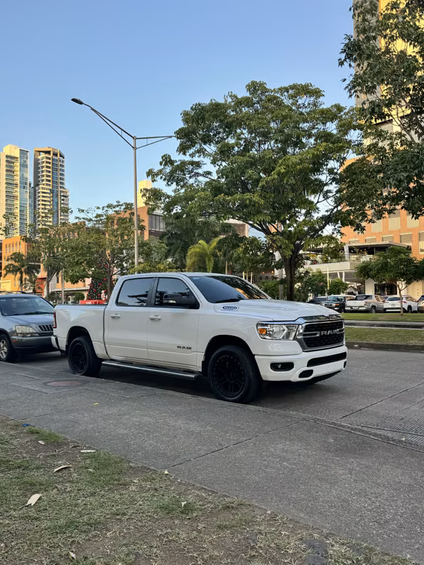 RAM BIGHORN 2022
