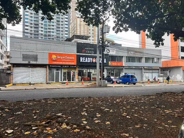 Local Comercial en planta baja frente a la universidad de Panamá