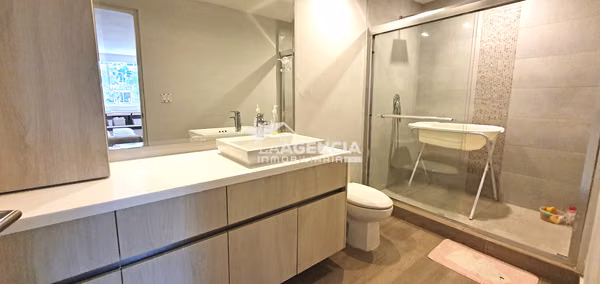 Paitilla, Venta de Casa Moderna de dos niveles