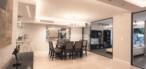 Paitilla, Venta de Casa Moderna de dos niveles