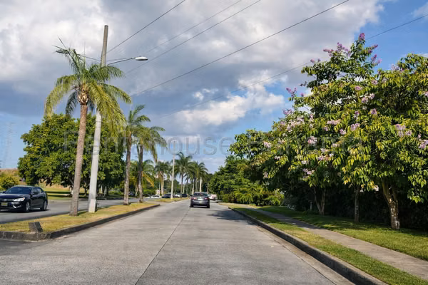 HOUSE FOR SALE IN AVENTURA PASEO DEL NORTE HQ