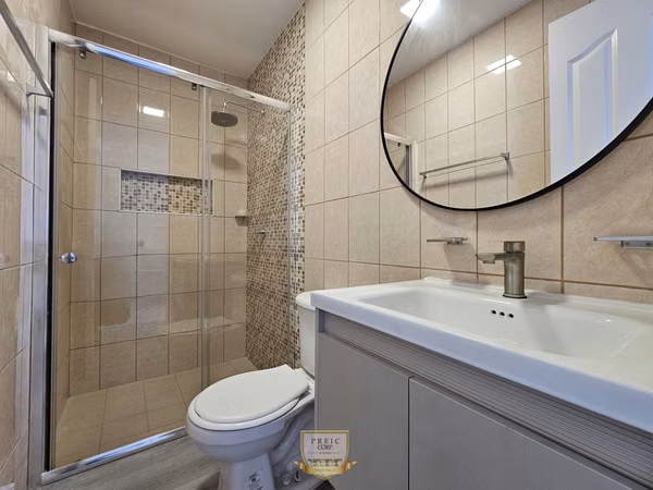 Remodeled House for Rent in Chanis, Parque Lefevre, La Fontana.