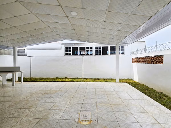 Remodeled House for Rent in Chanis, Parque Lefevre, La Fontana.