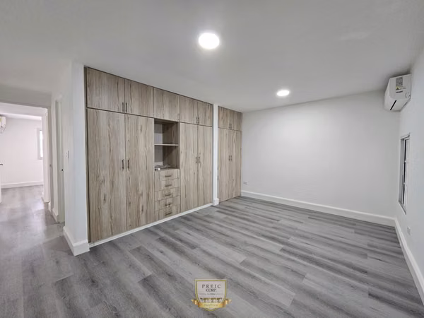 Remodeled House for Rent in Chanis, Parque Lefevre, La Fontana.