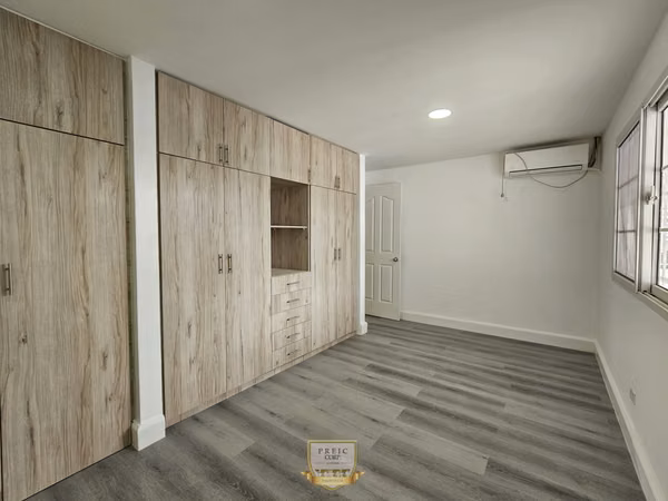 Remodeled House for Rent in Chanis, Parque Lefevre, La Fontana.