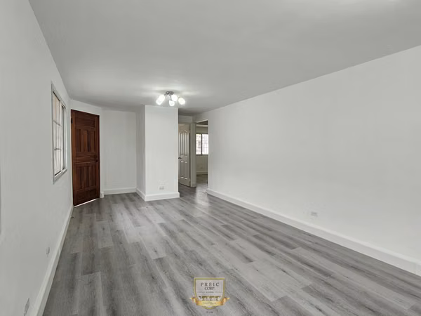 Remodeled House for Rent in Chanis, Parque Lefevre, La Fontana.