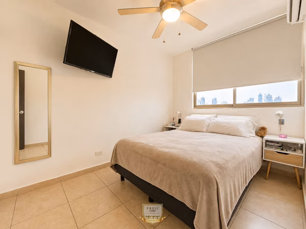 Apartment for Sale in San Francisco Bay, San Francisco.