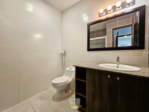 Venta de Apartamento en El Carmen, P.H. Trinity. SD