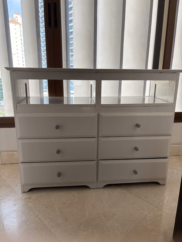 WHITE COMODA OF 6 WOODEN GAVETS IN PERFECT CONDITION
