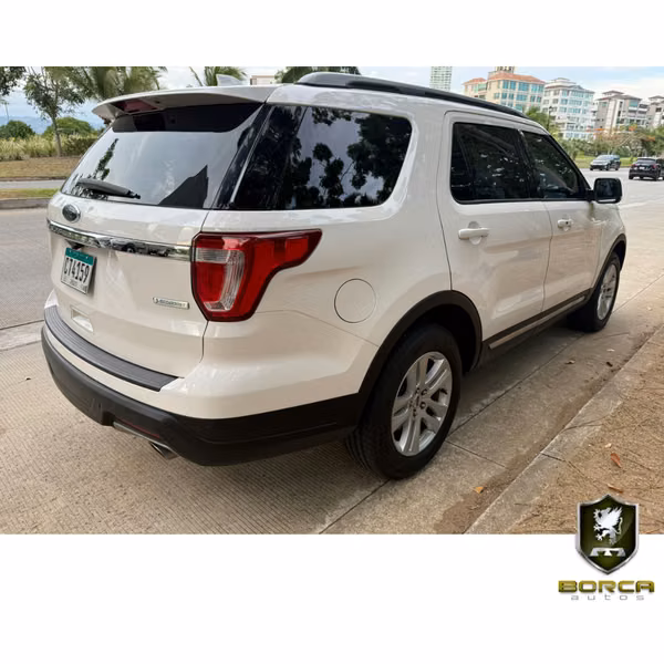 Ford Explorer XLT 2019