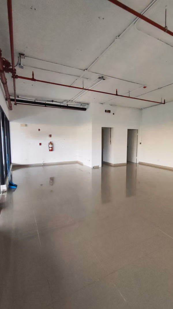 NEGOCIABLE Local comercial en Greenwood Plaza