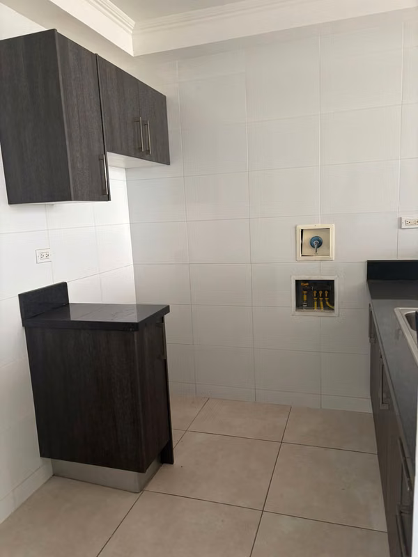 Apartment for sale - PH Sky Point Towers, Tower 100