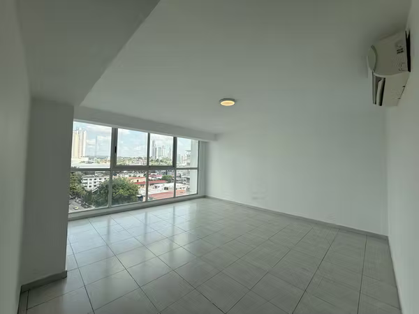 Apartment for sale in El Carmen.