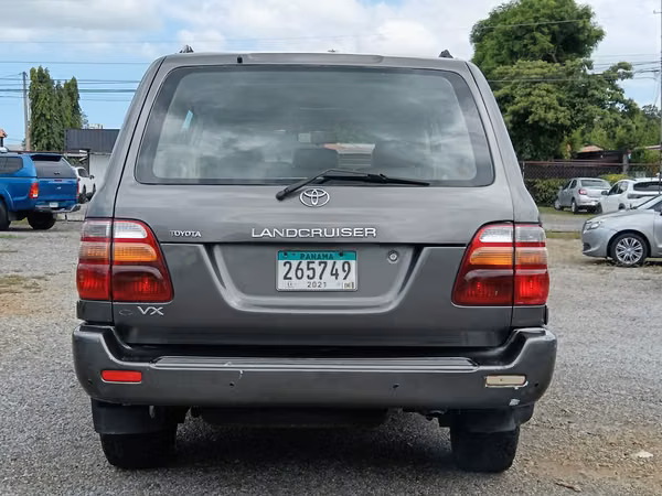 Toyota Land Cruiser 100 VX 2000