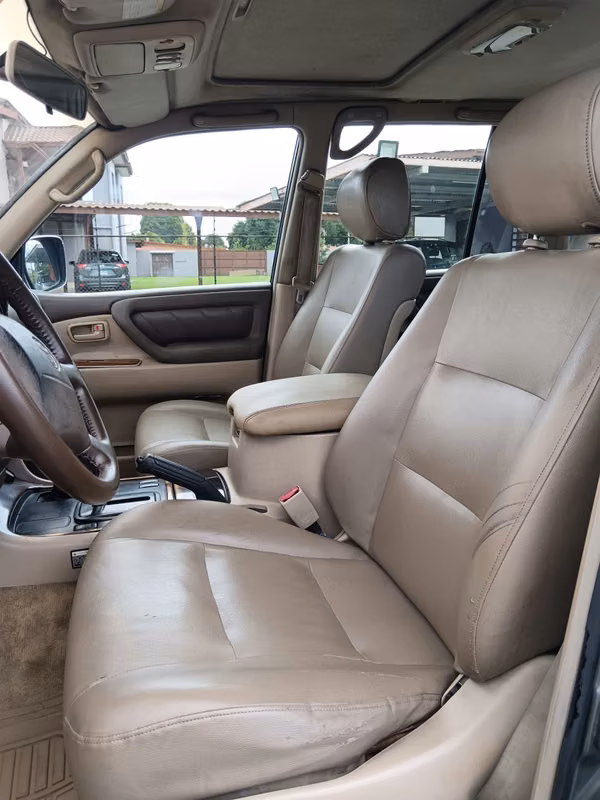 Toyota Land Cruiser 100 VX 2000