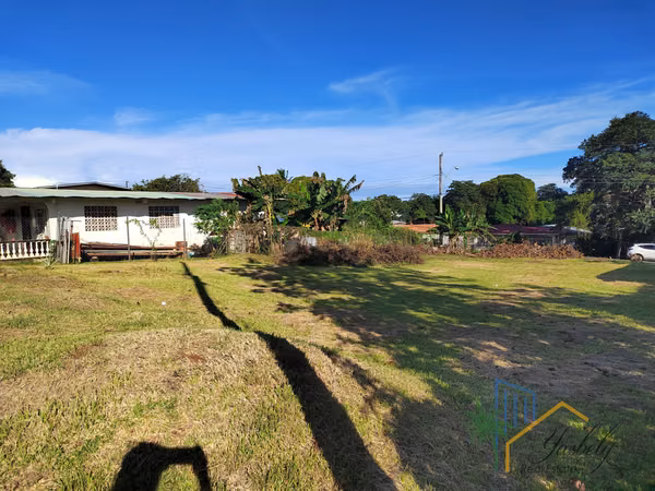 INVESTMENT OPPORTUNITY! 601.58 m² Street-to-Street Lot – La Industrial, La Chorrera