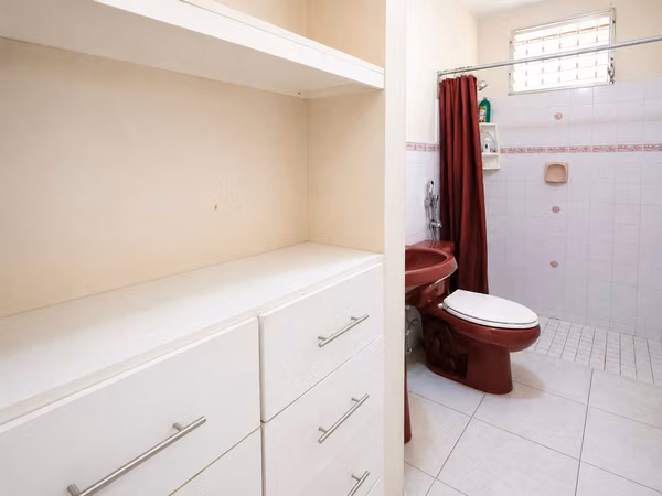 HOUSE FOR SALE IN BRISAS DEL GOLF