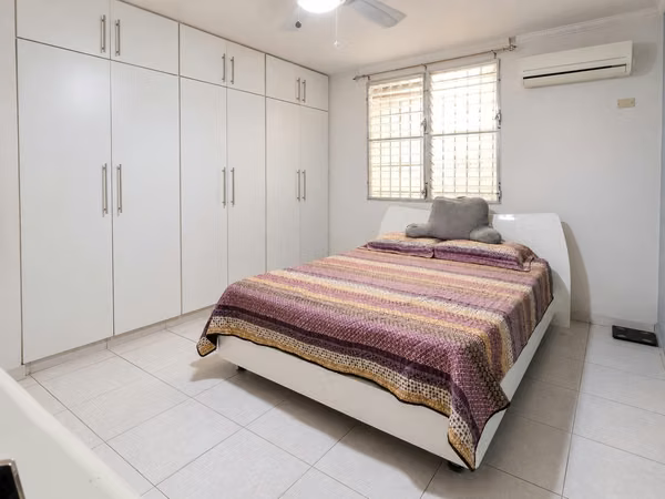 HOUSE FOR SALE IN BRISAS DEL GOLF