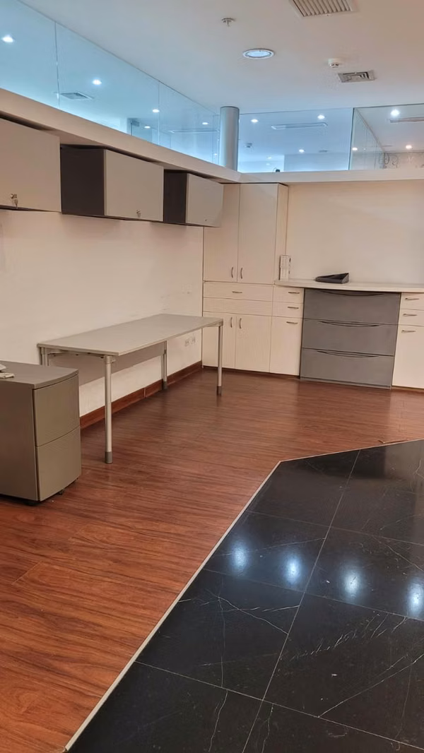 Oficina Corporativa Duplex en Venta - Marbella